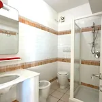 Trilocale A 50mt Dal Mare Di - M006 *