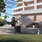 شقة Trilocale A 50mt Dal Mare Di - M006