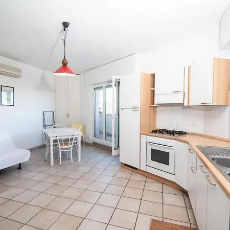 Trilocale A 50mt Dal Mare Di - M006 Apartment *