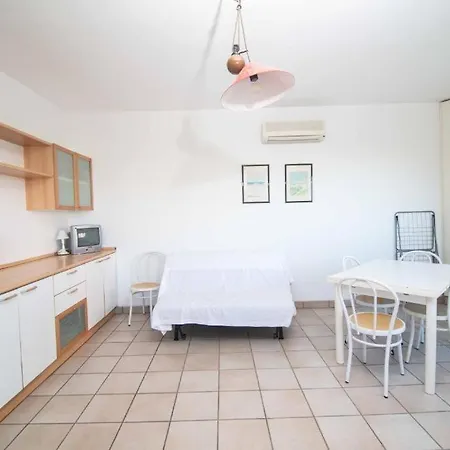 Trilocale A 50mt Dal Mare Di - M006 马瑟利