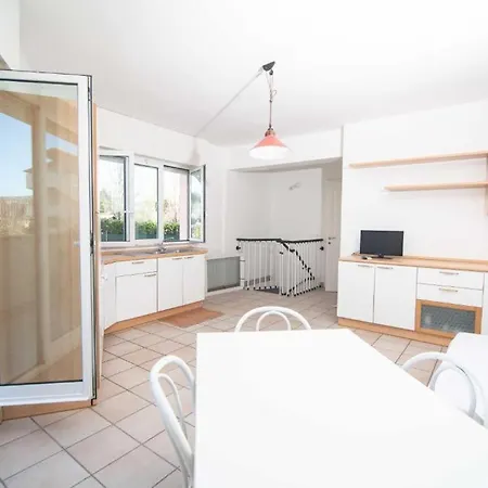 Trilocale A 50mt Dal Mare Di - M006 *