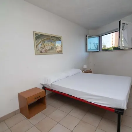 Trilocale A 50mt Dal Mare Di - M006