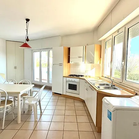 Trilocale A 50mt Dal Mare Di - M006 * 马瑟利